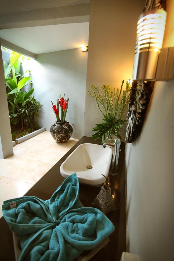 Villa Habibi Uluwatu  Exterior photo